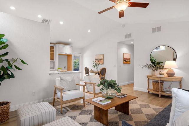 214 N Cinnamon Dr, Galt, CA 95632