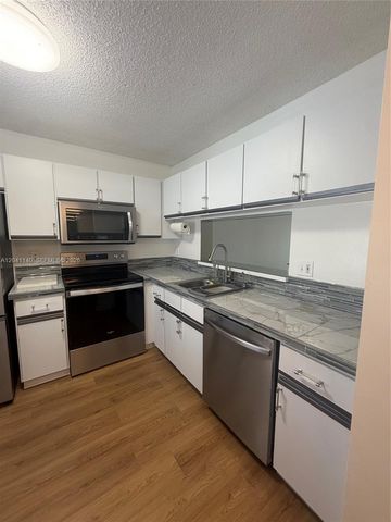 3031 Holiday Springs Blvd 205-7, Margate, FL 33063