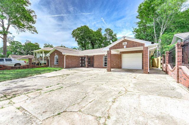 8903 Sultan Drive, Houston, TX 77078