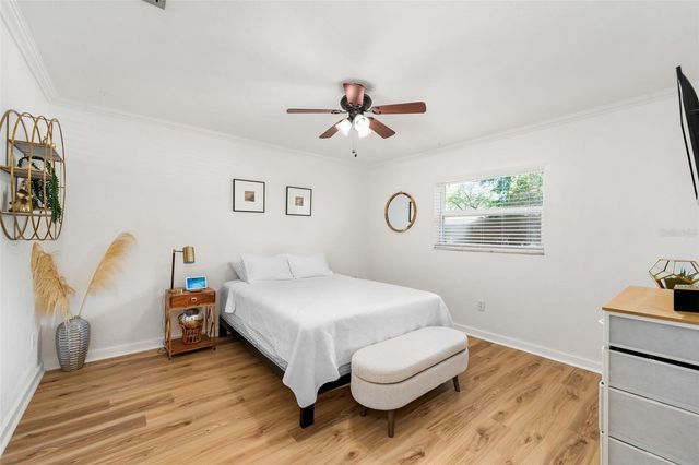 1909 SW 48TH AVENUE, Gainesville, FL 32608