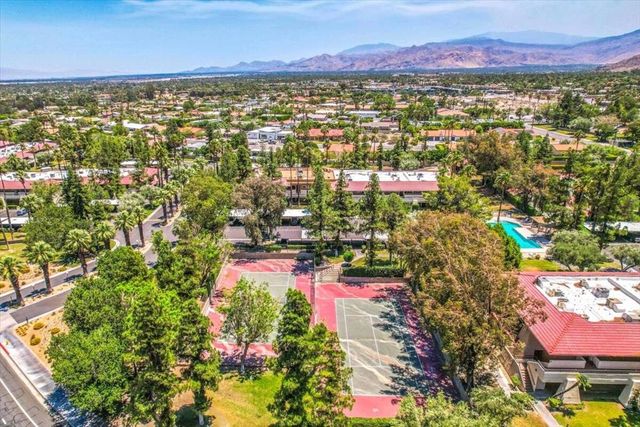 2860 N Los Felices Road 101, Palm Springs, CA 92262