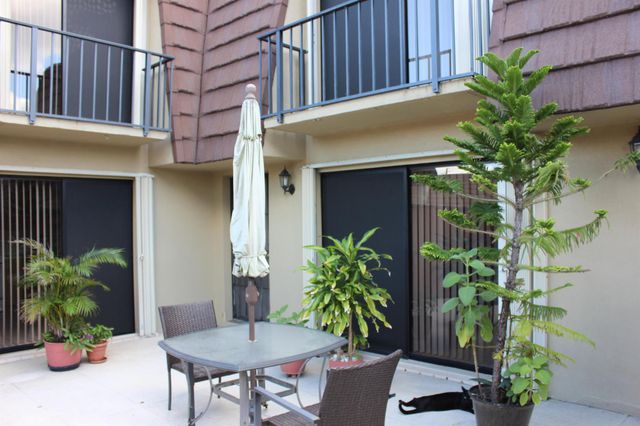 3910 Louis Drive, Lake Worth, FL 33461