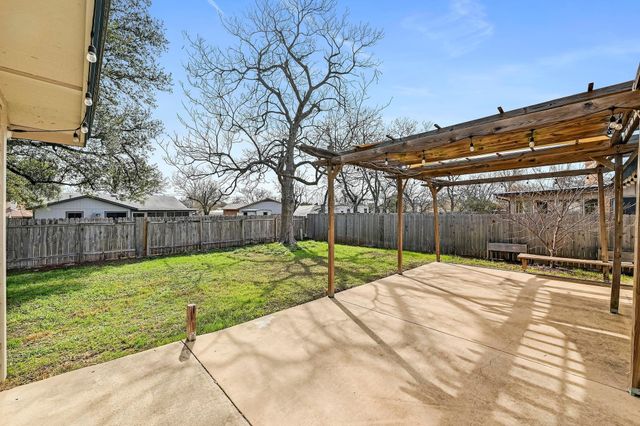 10104 Aspen ST, Austin, TX 78758