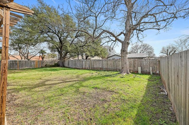 10104 Aspen ST, Austin, TX 78758