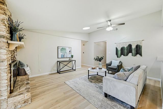 10104 Aspen ST, Austin, TX 78758