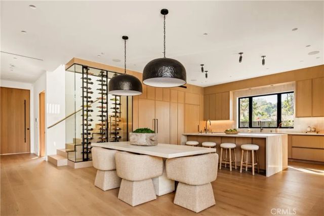 12753 Halkirk Street, Studio City, CA 91604
