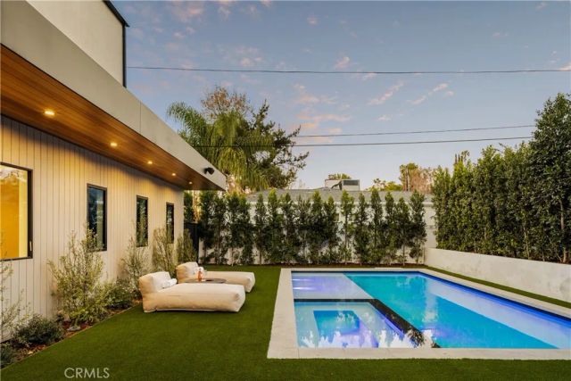 12753 Halkirk Street, Studio City, CA 91604