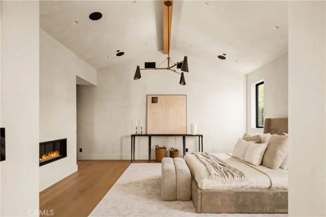 12753 Halkirk Street, Studio City, CA 91604