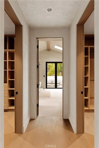 12753 Halkirk Street, Studio City, CA 91604