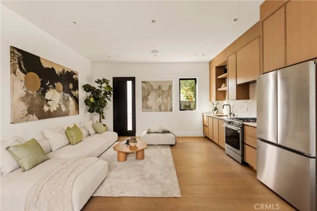 12753 Halkirk Street, Studio City, CA 91604