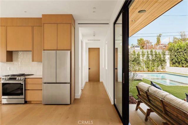 12753 Halkirk Street, Studio City, CA 91604