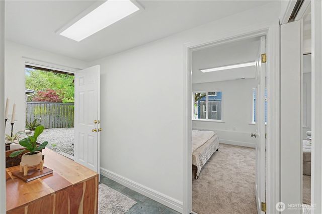 7537 21st Avenue NE, Seattle, WA 98115