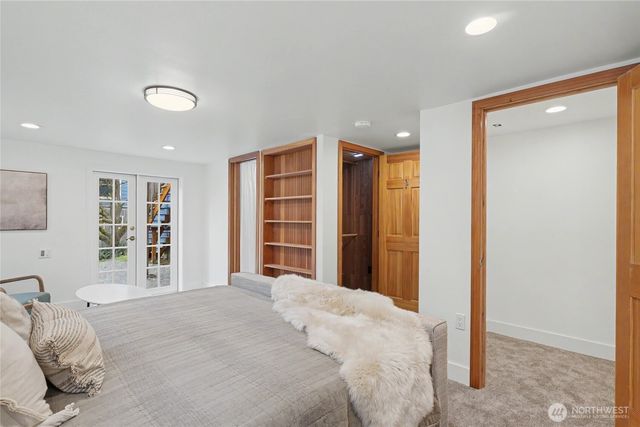 7537 21st Avenue NE, Seattle, WA 98115