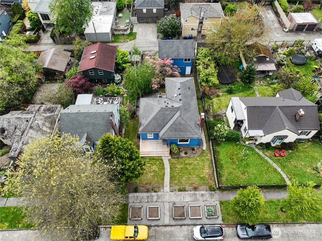 7537 21st Avenue NE, Seattle, WA 98115