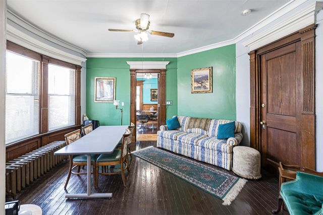 261 E 8TH Street, Erie, PA 16503