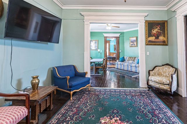 261 E 8TH Street, Erie, PA 16503