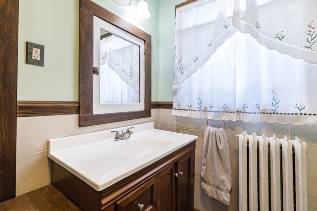 261 E 8TH Street, Erie, PA 16503