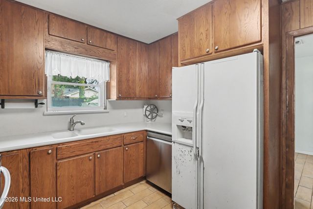2176 Atkinson Road, Biloxi, MS 39531