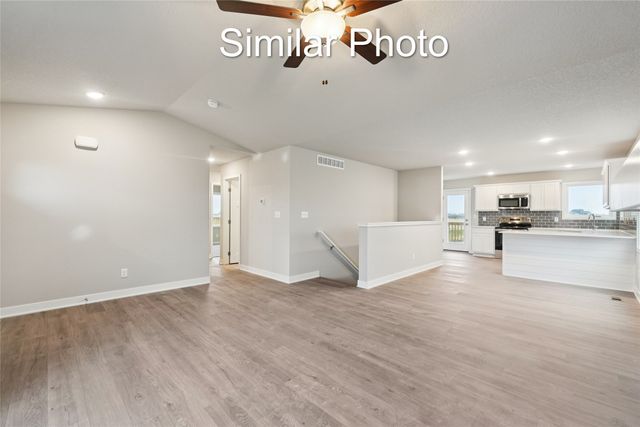 4318 NW 17th Street, Ankeny, IA 50023