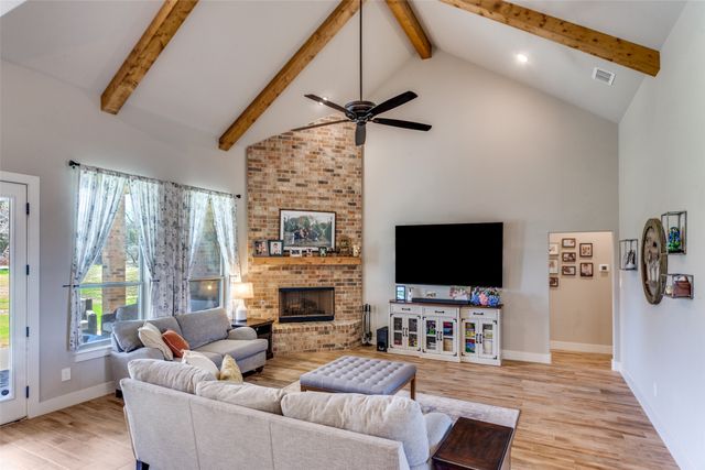 4001 Overlook Way, Weatherford, TX 76085