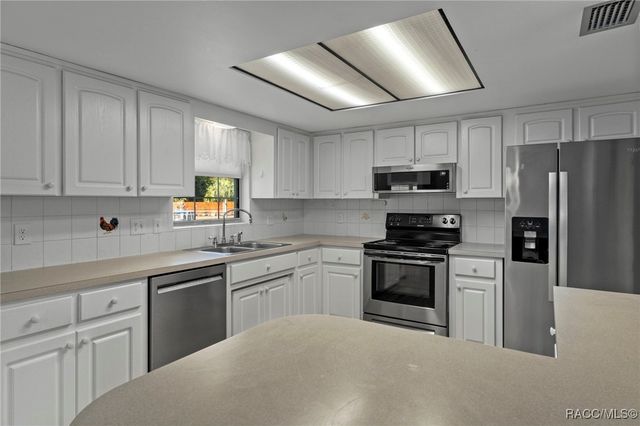 9617 E Southgate Drive, Inverness, FL 34450