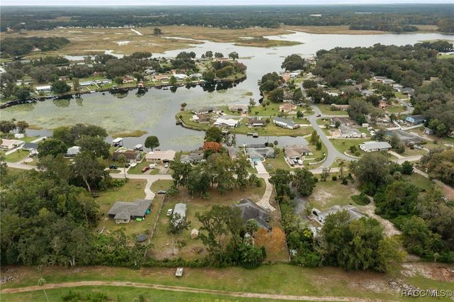 9617 E Southgate Drive, Inverness, FL 34450