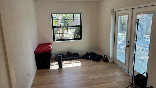 1232 48TH AVENUE N, St Petersburg, FL 33703