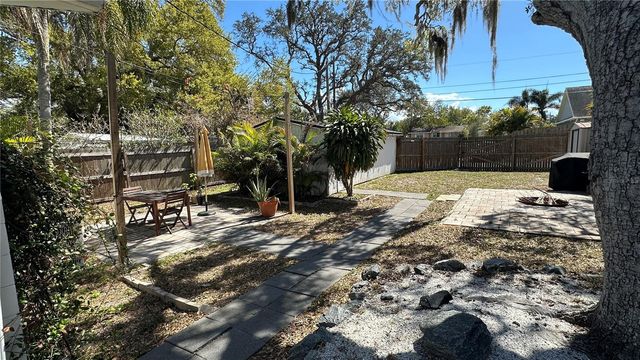 1232 48TH AVENUE N, St Petersburg, FL 33703
