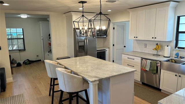 1232 48TH AVENUE N, St Petersburg, FL 33703