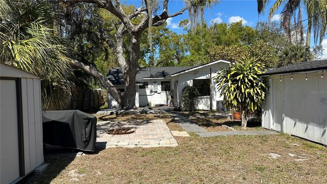 1232 48TH AVENUE N, St Petersburg, FL 33703
