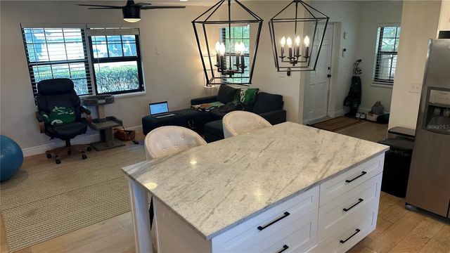 1232 48TH AVENUE N, St Petersburg, FL 33703