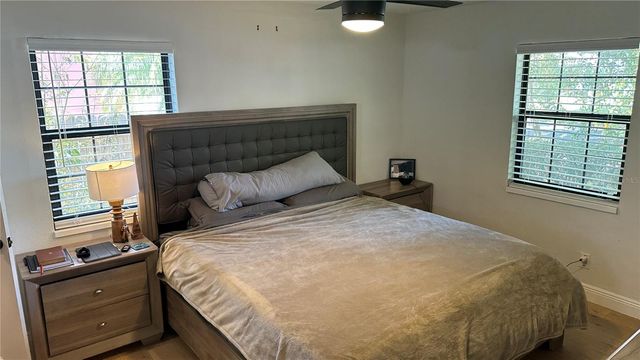 1232 48TH AVENUE N, St Petersburg, FL 33703