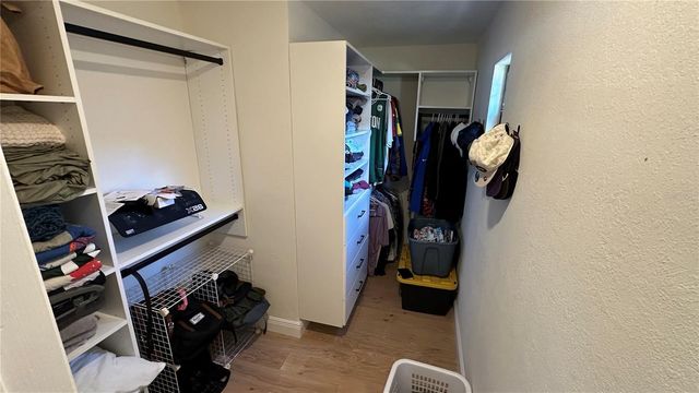 1232 48TH AVENUE N, St Petersburg, FL 33703