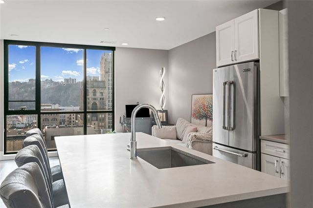 350 Oliver 1103, Downtown Pgh, PA 15222