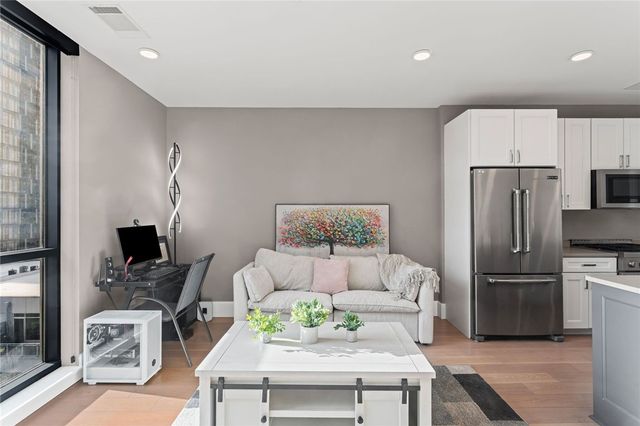 350 Oliver 1103, Downtown Pgh, PA 15222