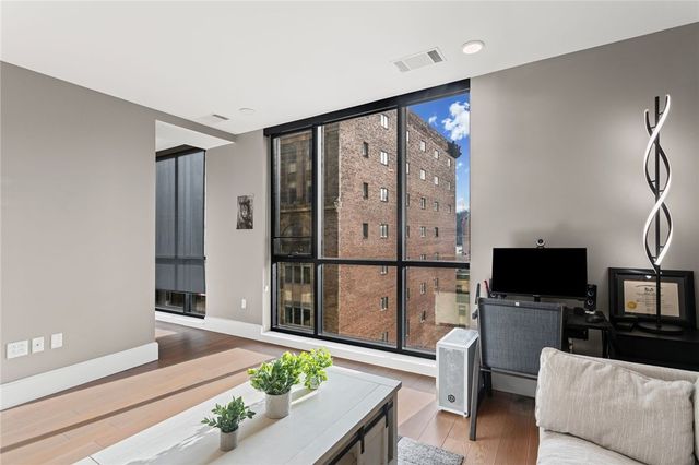 350 Oliver 1103, Downtown Pgh, PA 15222