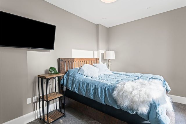 350 Oliver 1103, Downtown Pgh, PA 15222