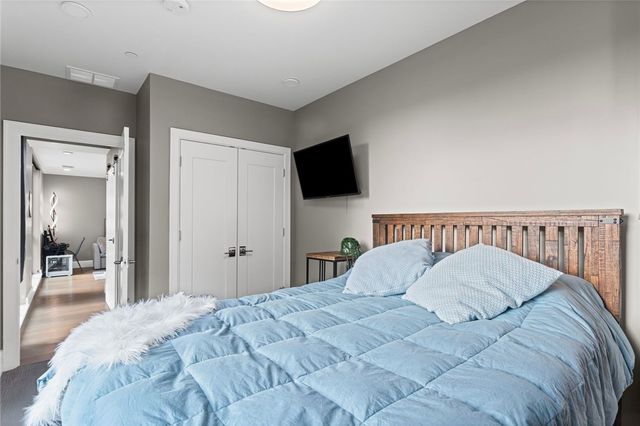 350 Oliver 1103, Downtown Pgh, PA 15222