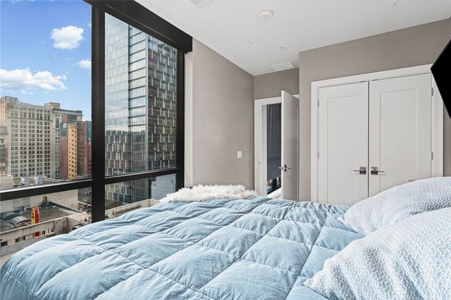 350 Oliver 1103, Downtown Pgh, PA 15222