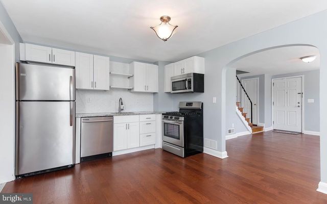 3243 KENTUCKY AVE, Baltimore, MD 21213