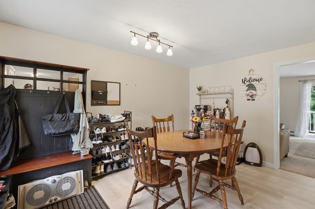 212 Bayberry Hill Lane 212, Leominster, MA 01453