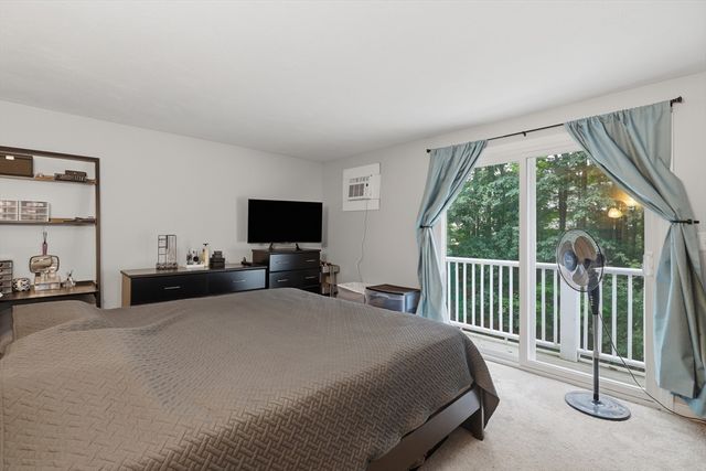 212 Bayberry Hill Lane 212, Leominster, MA 01453