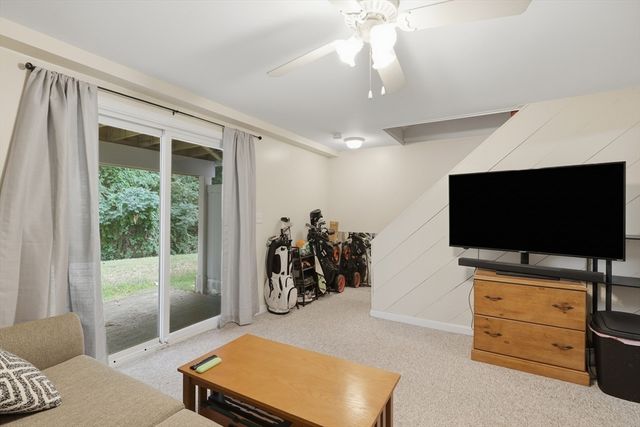 212 Bayberry Hill Lane 212, Leominster, MA 01453