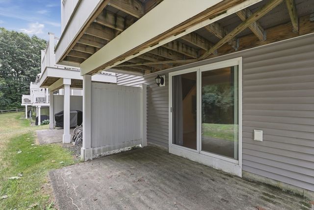 212 Bayberry Hill Lane 212, Leominster, MA 01453