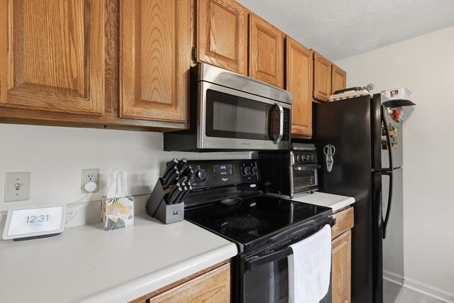 212 Bayberry Hill Lane 212, Leominster, MA 01453