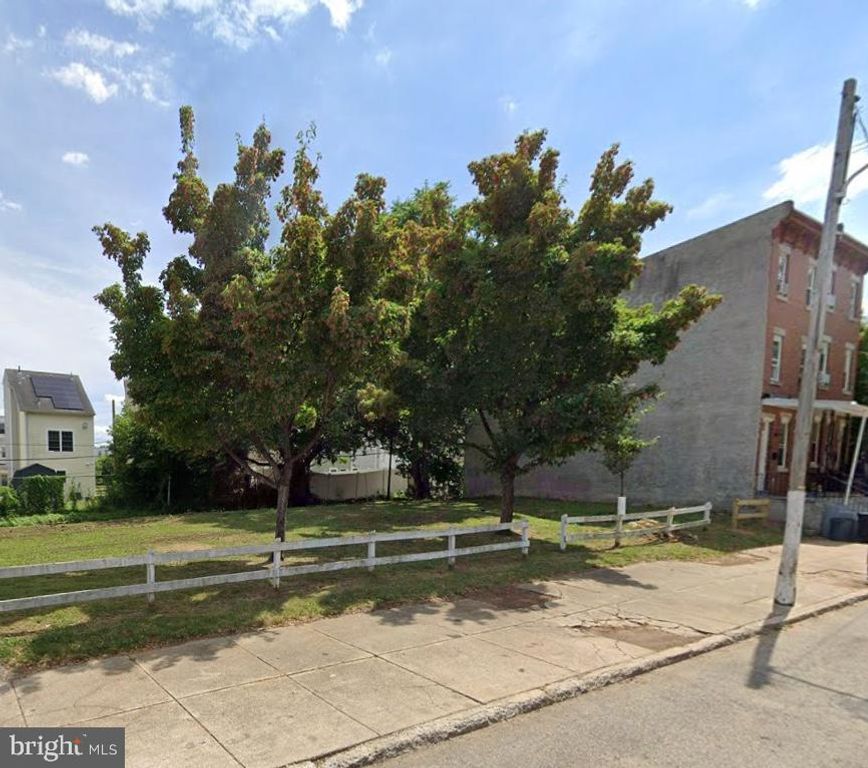 3912 FOLSOM ST, Philadelphia, PA 19104