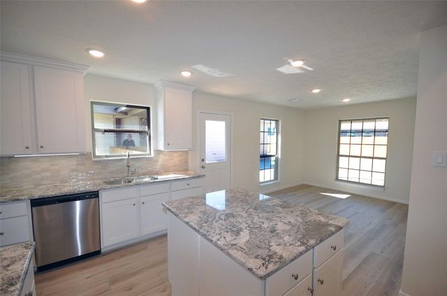 3412 Playa Street, League City, TX 77539