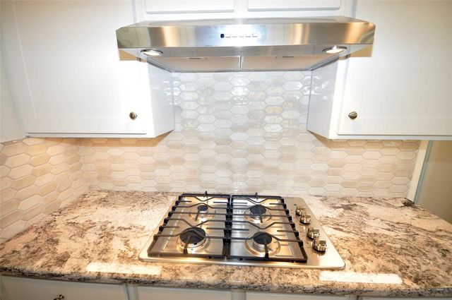 3412 Playa Street, League City, TX 77539