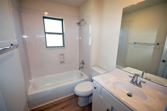 3412 Playa Street, League City, TX 77539