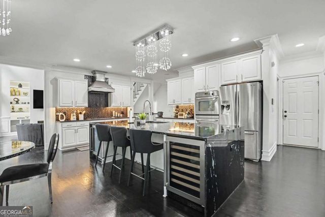 327 Amy Way, Atlanta, GA 30349